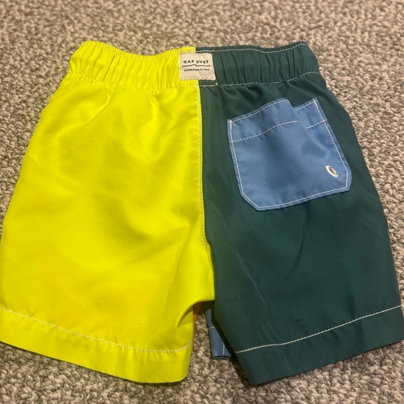 GAP Kids Multicolor Swim Shorts - Picture 9 of 11